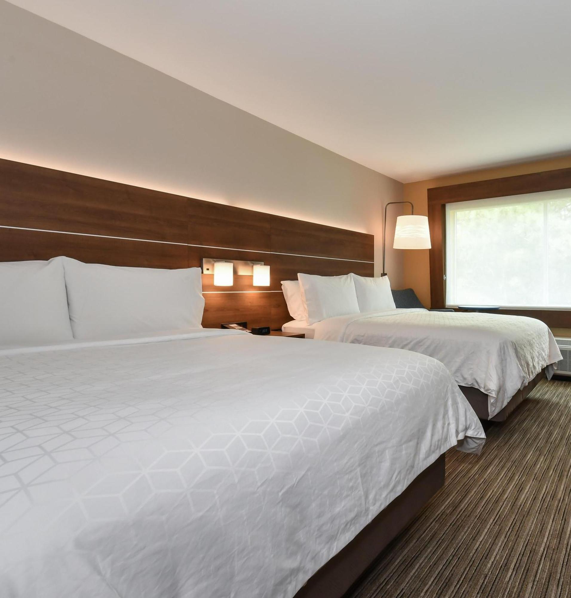 Holiday Inn Express & Suites Charlotte - Ballantyne By Ihg Exterior photo