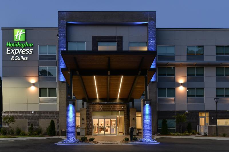 Holiday Inn Express & Suites Charlotte - Ballantyne By Ihg Exterior photo